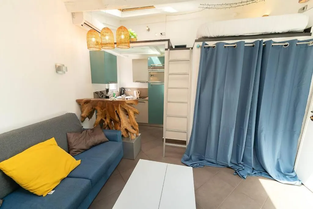 Apartment Sk Joli Studio, Le Port, Clim, Tramway, Wifi 17 Bonaparte Nice