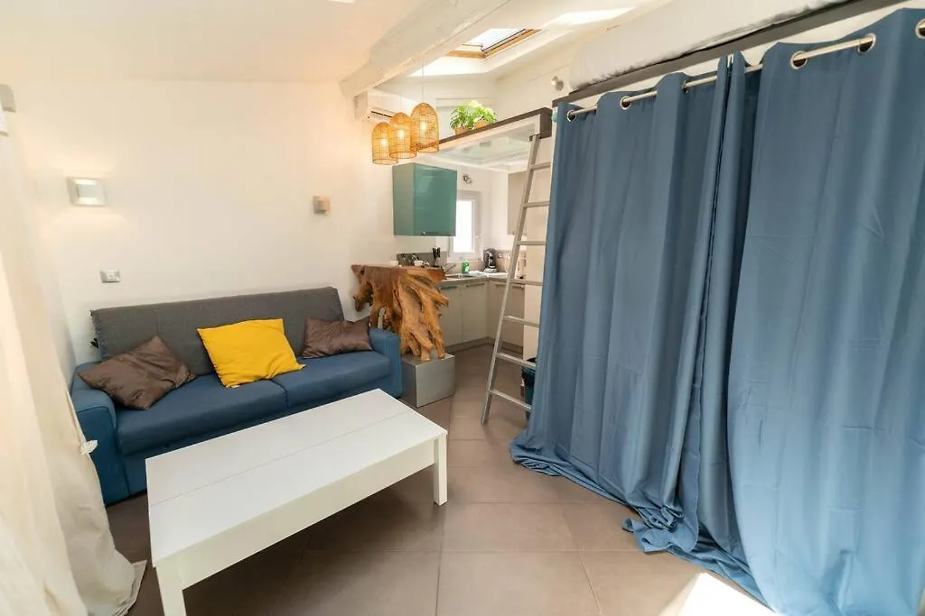 Sk Joli Studio, Le Port, Clim, Tramway, Wifi 17 Bonaparte Nice 0*,