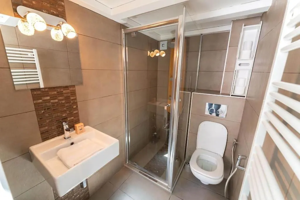 Sk Joli Studio, Le Port, Clim, Tramway, Wifi 17 Bonaparte Nice Apartmán
